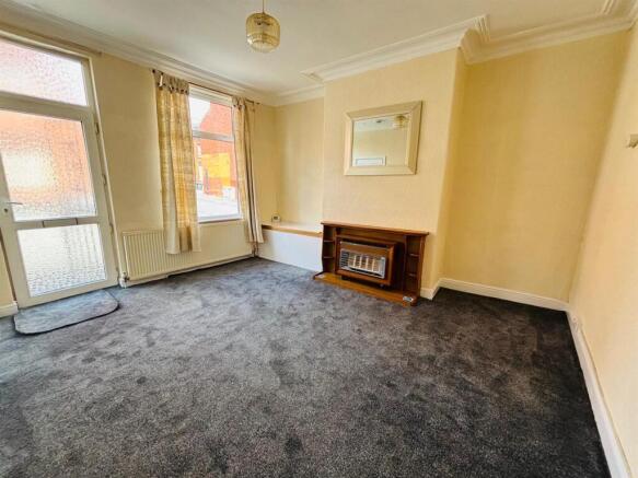Living Room:
