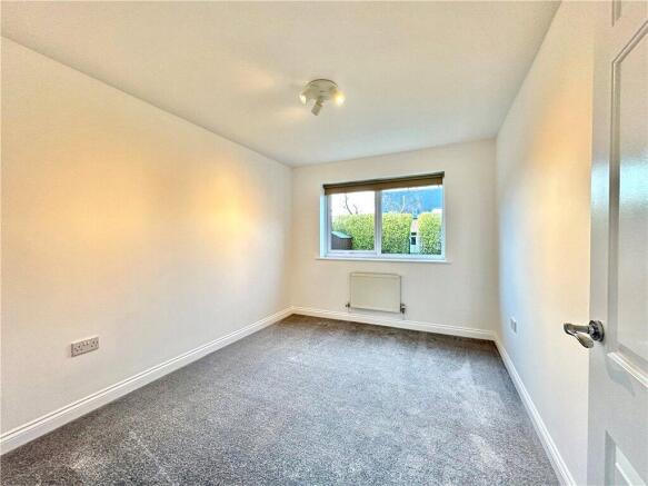 3 bed Bungalow to rent Image 7