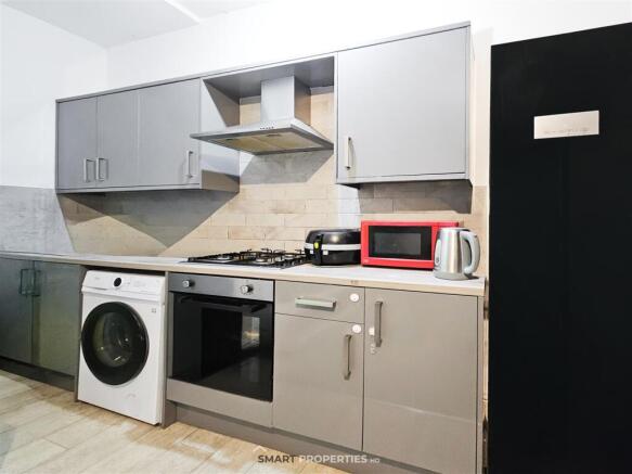 2 bed Terraced for sale Image 7