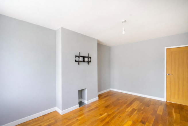 2 bed Semi-Detached for sale Image 4