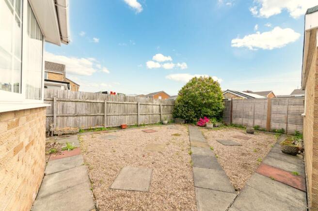 Oakland Court, Kirkburton, HD8 photo 4