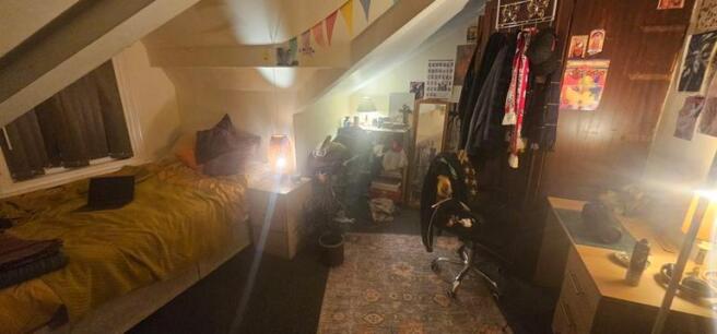 7 bed Terraced to rent Image 4