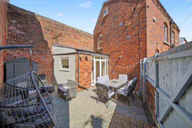2 bed Semi-Detached for sale Image 11