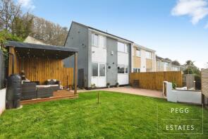 16, Beaumont Close, Torquay TQ2 6BX