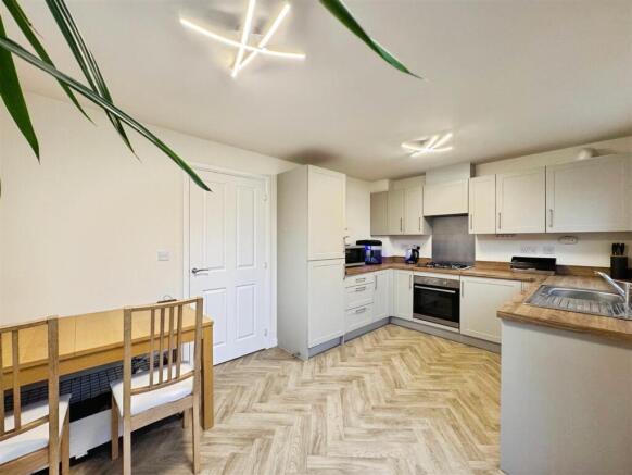 36a43a9e--4863-8E6F-924E01E815EC-60756-00002A35096