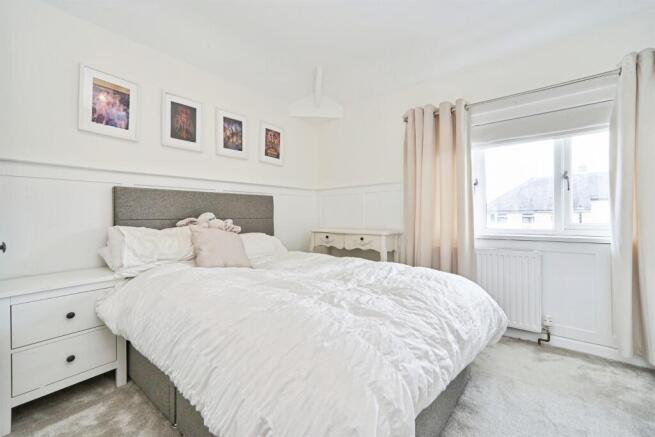 3 bed Semi-Detached for sale Image 12