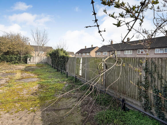 Land and former garage site at Ingersoll Road, Enfield, EN3 5PU
