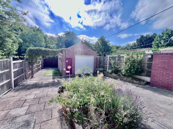 3 bed Semi-Detached to rent Image 8