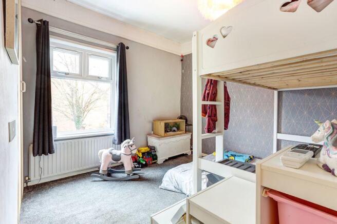 BEDROOM 2