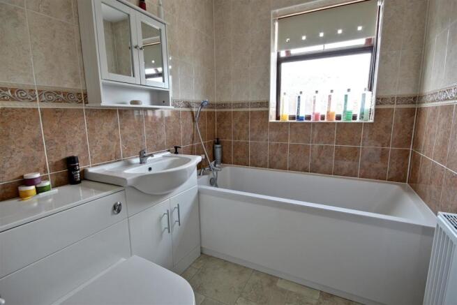 En-suite Bathroom