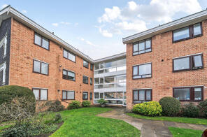 18, Fairlands Court, North Park, London SE9 5BH