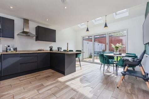 Vale Grove, Stockport, SK5
