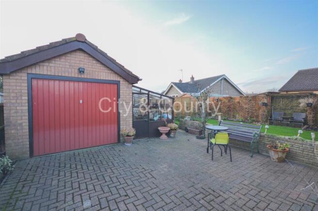 garage and rear.jpg
