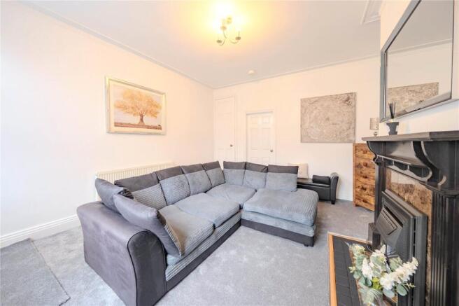 2 bed Terraced for sale Image 12