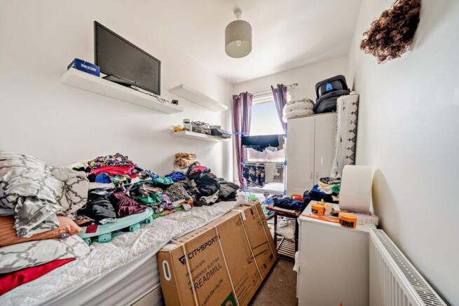 2 bed Flat for sale Image 12
