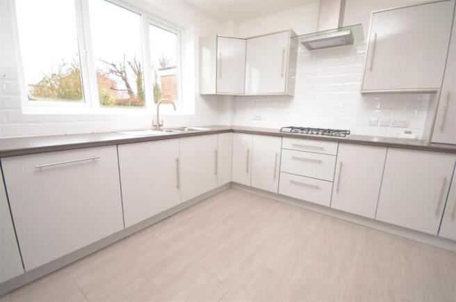 Kitchen/Dining Room