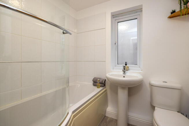 1 bed Flat for sale Image 11