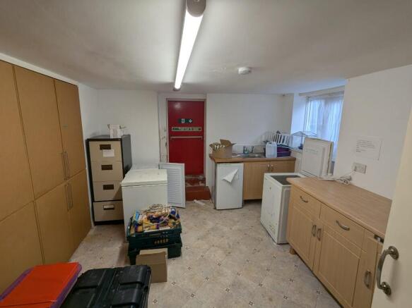 1 bed Semi-Detached for sale Image 12