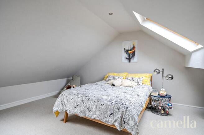 BEDROOM 2
