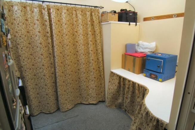 Entrance/Utility rm