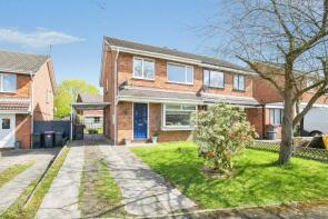 90, Charnwood Drive, Nuneaton CV10 0UF