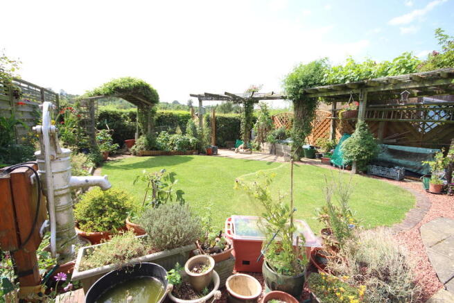 Photo 10