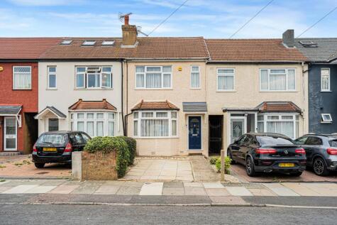 Pembroke Avenue, Enfield