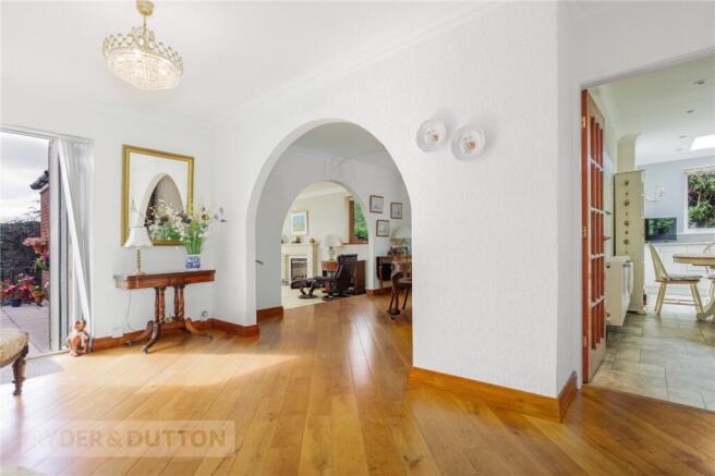 4 bed Detached Bungalow for sale Image 6