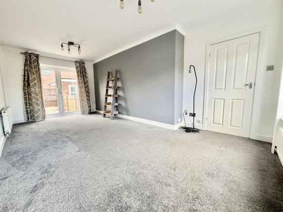 2 bed Semi-Detached for sale Image 7