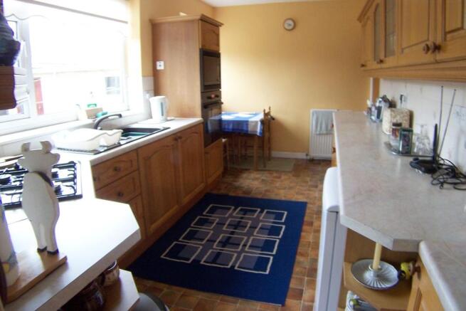kitchen/breakfast