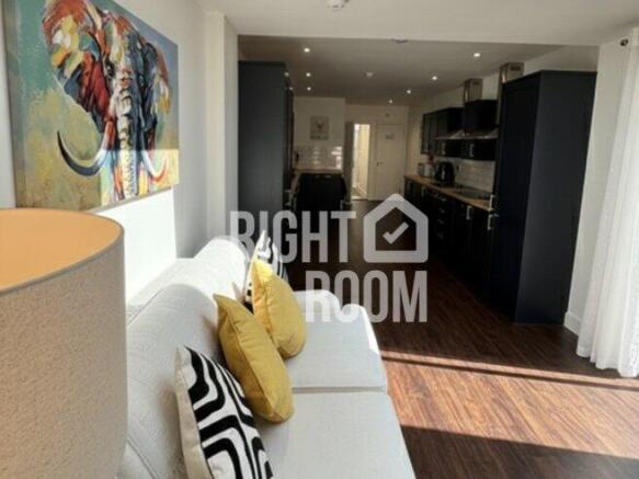 room-2-76-oriel-road-po2-9eq-1041964