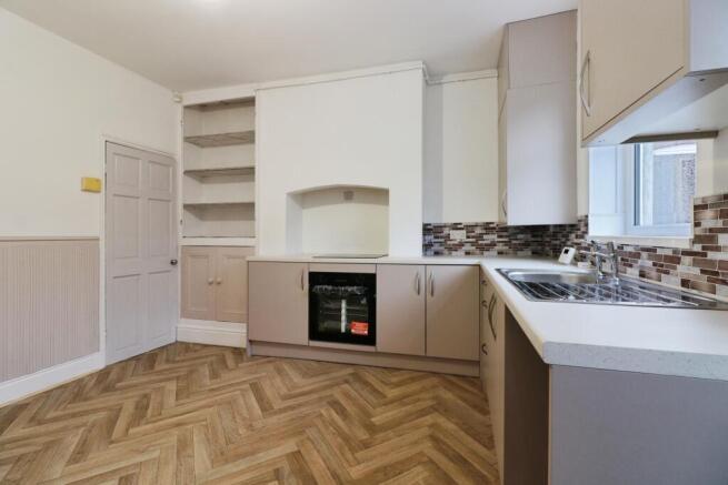 3 bed Terraced for sale Image 7