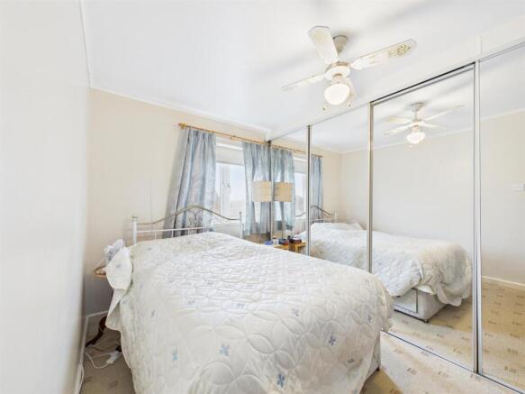 3 bed Semi-Detached for sale Image 5