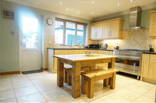 Kitchen / Diner
