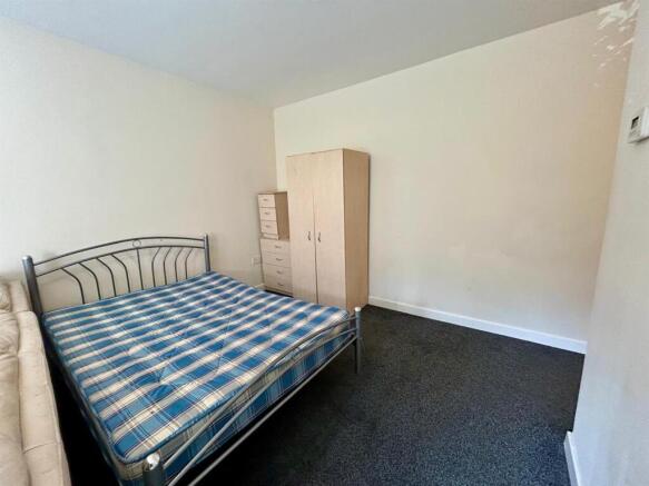 Apartment to rent Image 9