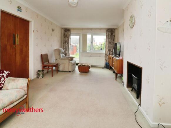 4 bed Semi-Detached for sale Image 6