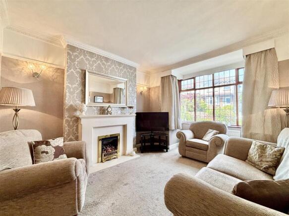 3 bed Semi-Detached for sale Image 7