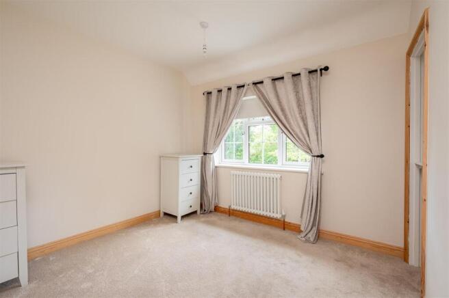 2 bed Semi-Detached for sale Image 11