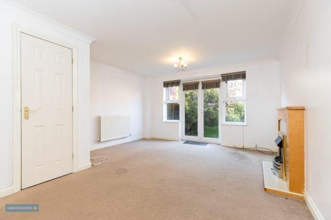 Sitting/Dining Room