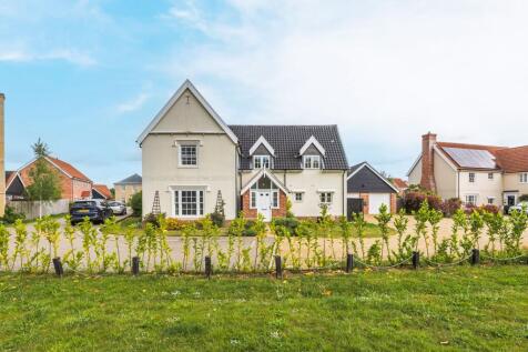 Meticulously Crafted Detached Home in Stoke Holy Cross