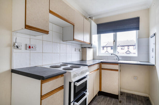 1395248-8-6968ec6...