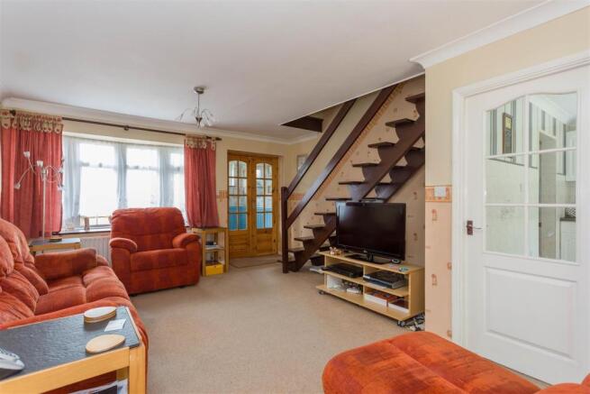 6 Leacroft Close9.jpg