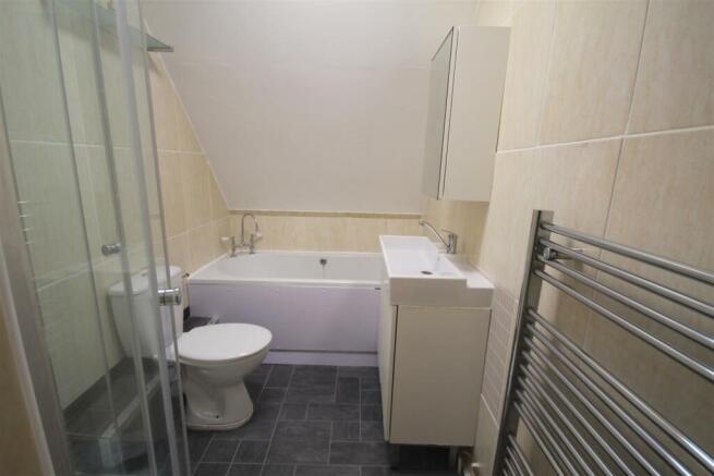 CWH Bathroom i.JPG