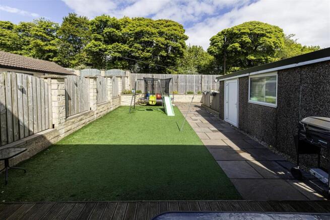 3 bed Semi-Detached for sale Image 4