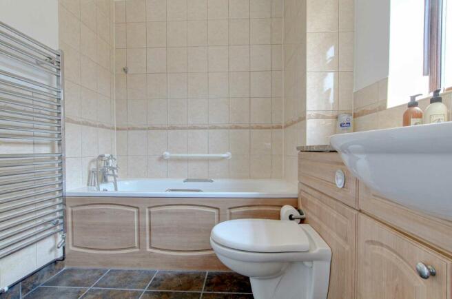 Photo 8