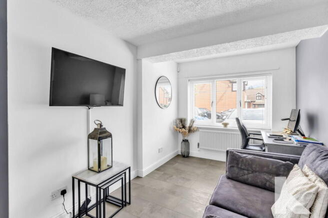 4 bed Detached for sale Image 10