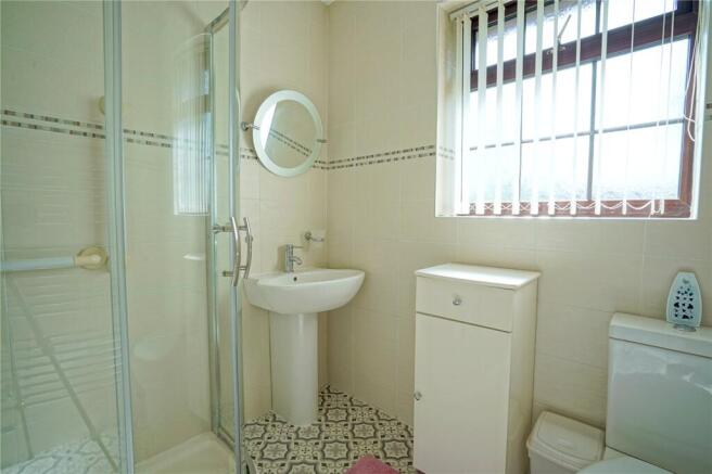 2 bed Bungalow for sale Image 8