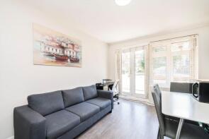 Flat 4, Moore House, Cable Street, London E1 0AR