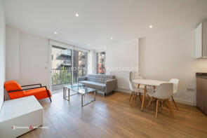 18, Royal Victoria Gardens, Whiting Way, London SE16 7EN