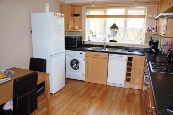 KITCHEN BREAKFAST ROOM